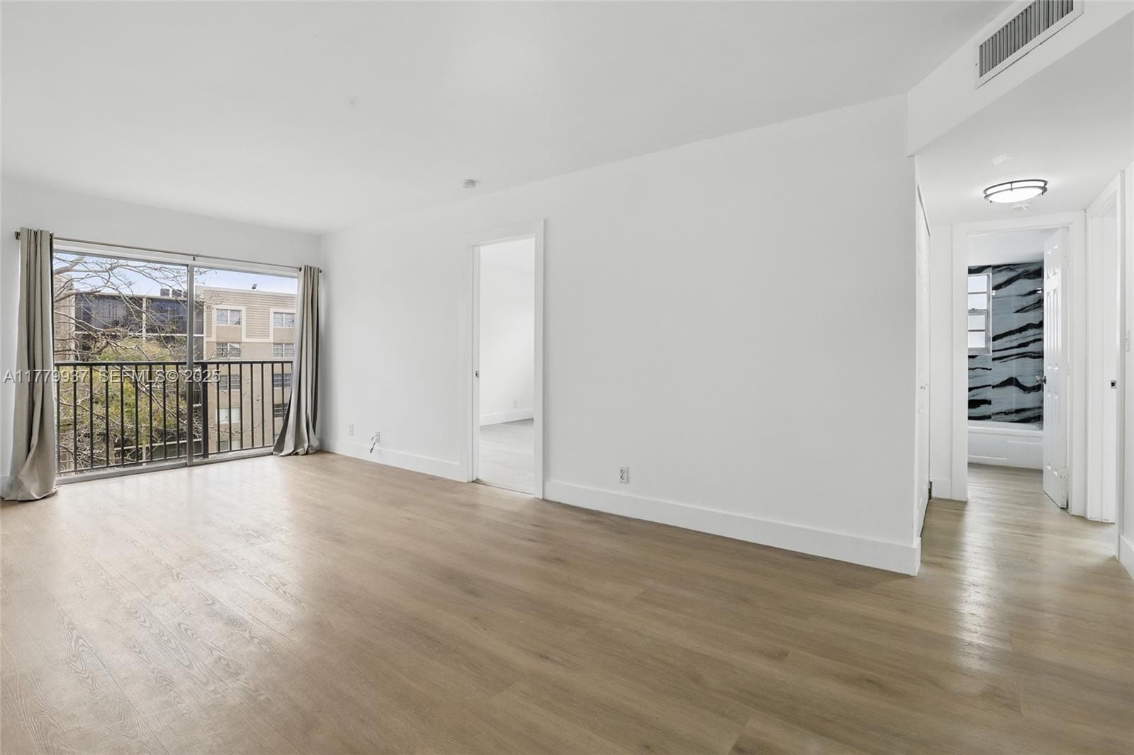 8540 N Sherman Circle 408 — photo 8