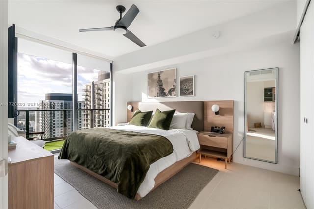 601 NE 1 Avenue 3604, 159 Ne 6th Street, Miami, FL