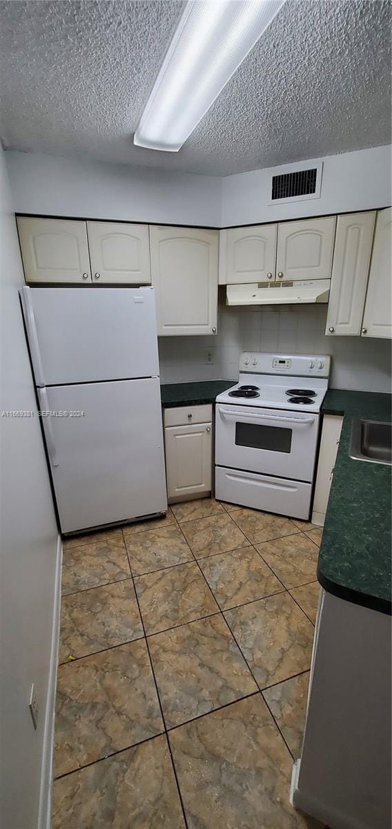 215 Lake Pointe Drive 210, Oakland Park, FL 33309 photo 16
