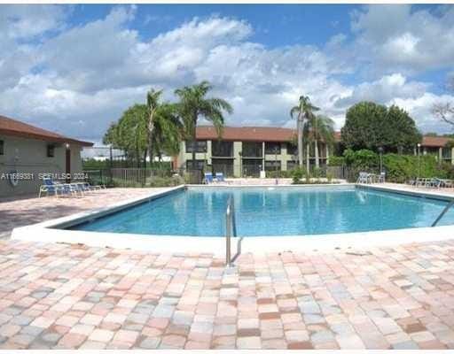 215 Lake Pointe Drive 210, Oakland Park, FL 33309 photo 25