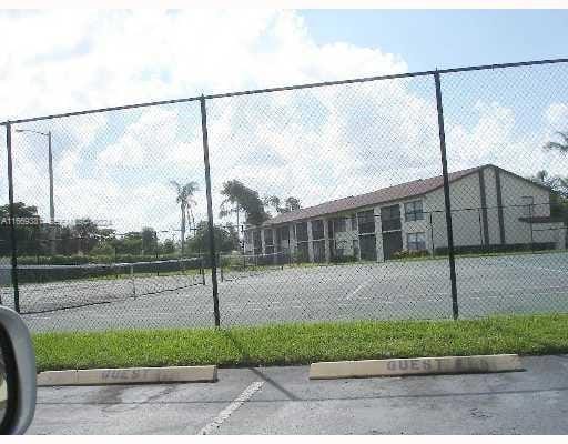 215 Lake Pointe Drive 210, Oakland Park, FL 33309 photo 30