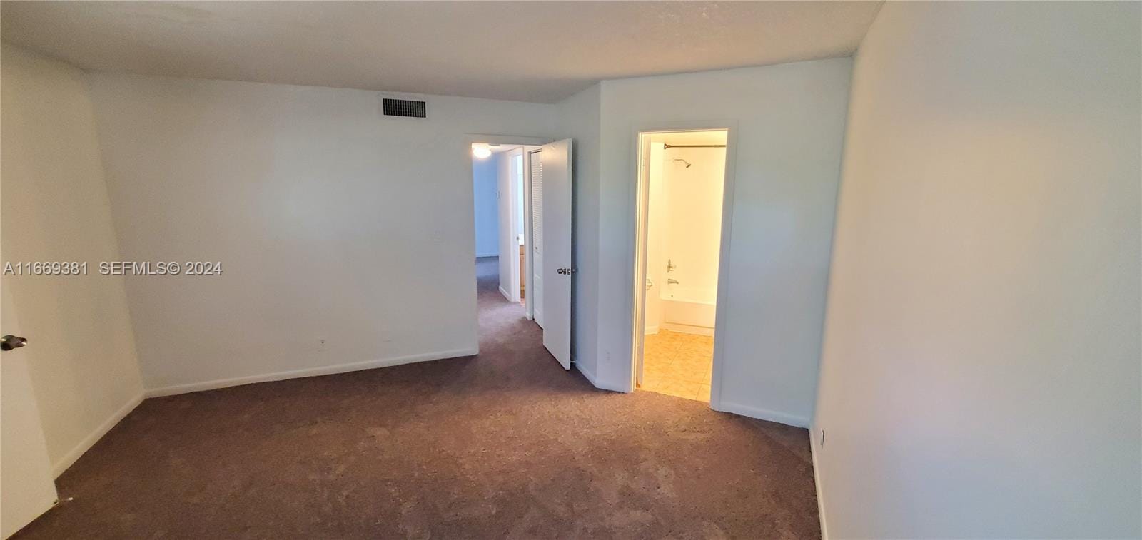 215 Lake Pointe Drive 210, Oakland Park, FL 33309 photo 5