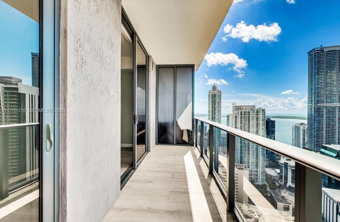 1 bedroom home for sale at 45 9th, Miami, FL 33130 — $690,000