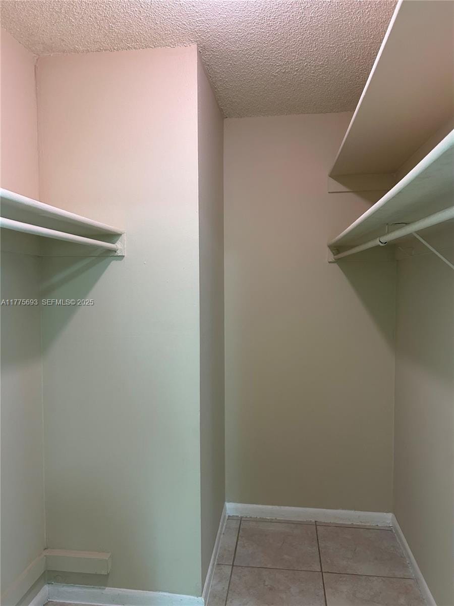 484 NW 165th St Road A-316 — photo 8