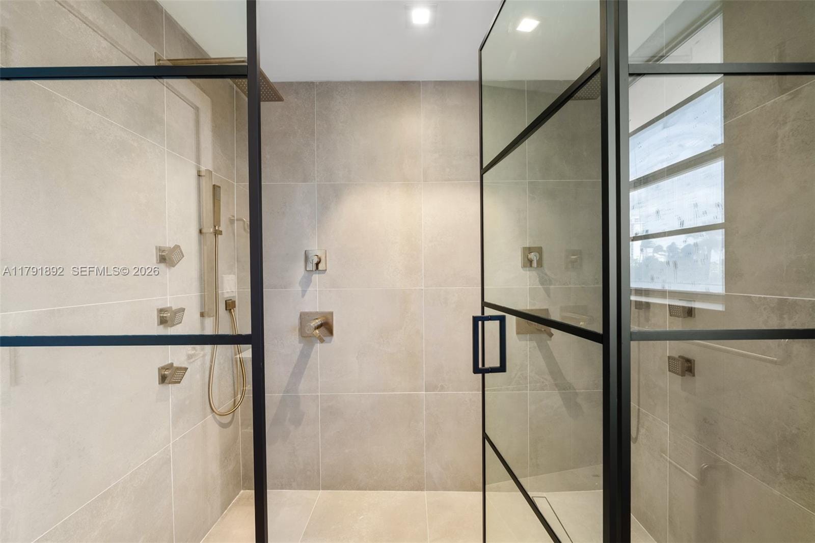 5255 Collins Avenue 2J, Miami Beach, FL 33140 photo 8