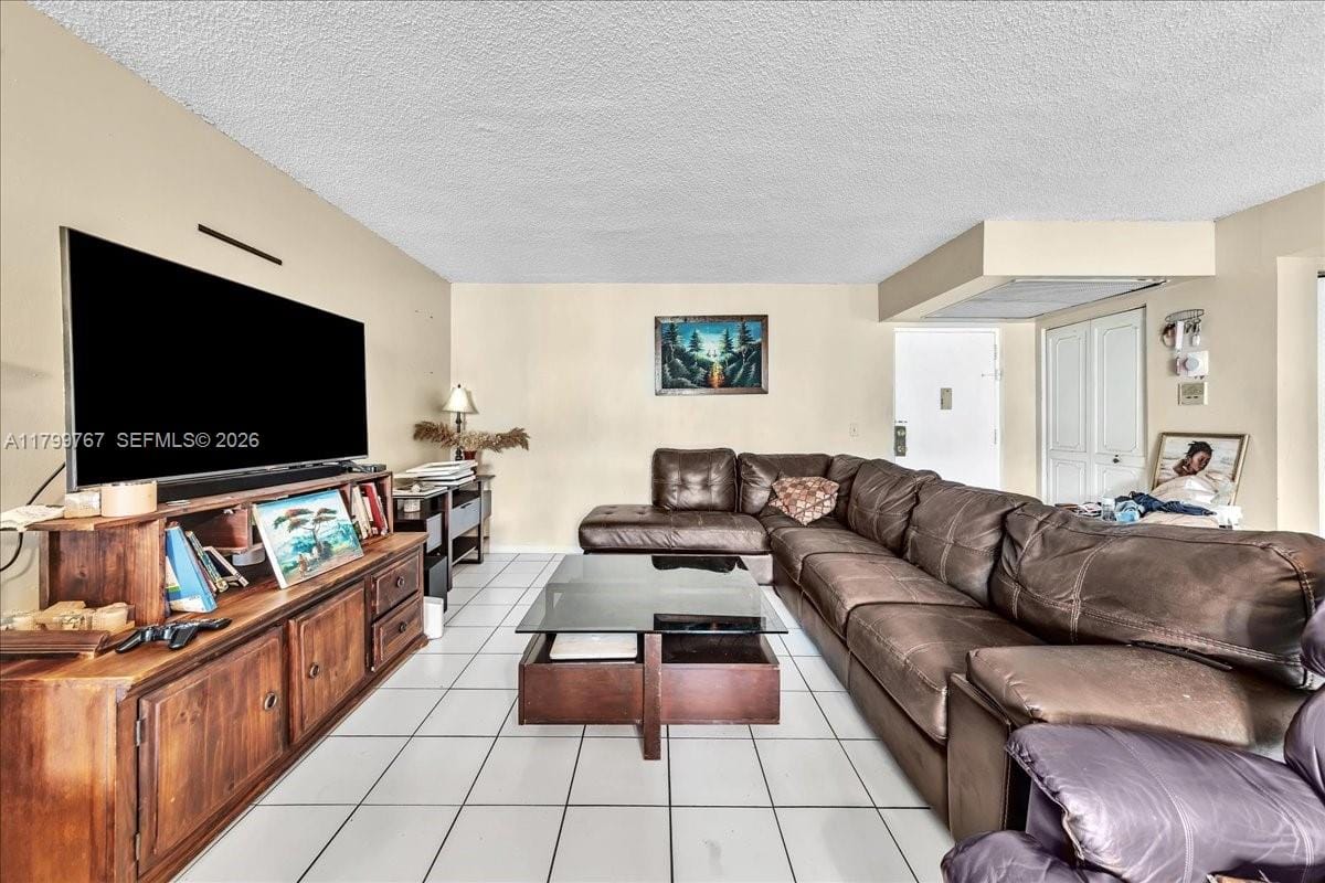 2451 NW 41st Avenue 304 — photo 11