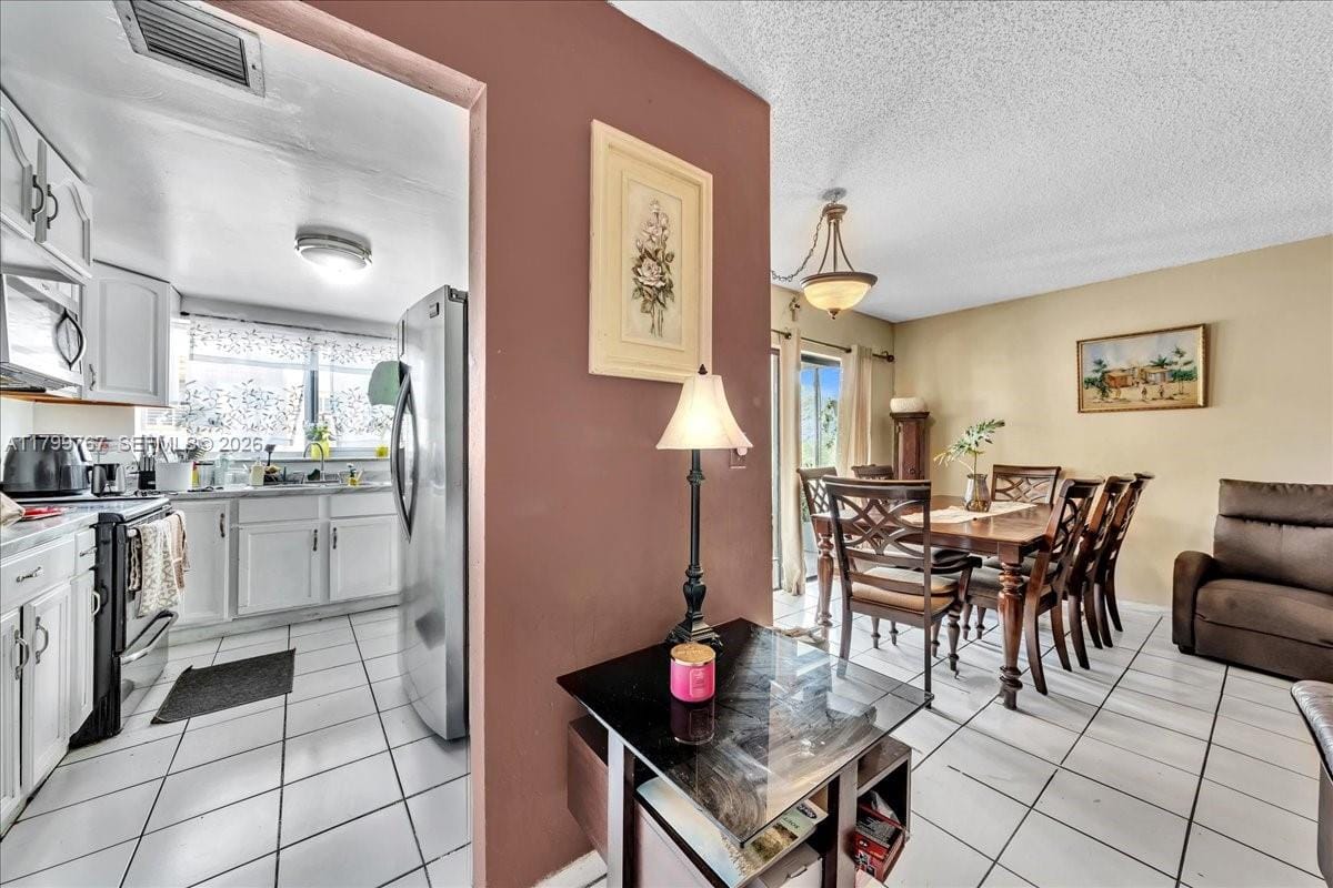 2451 NW 41st Avenue 304 — photo 9