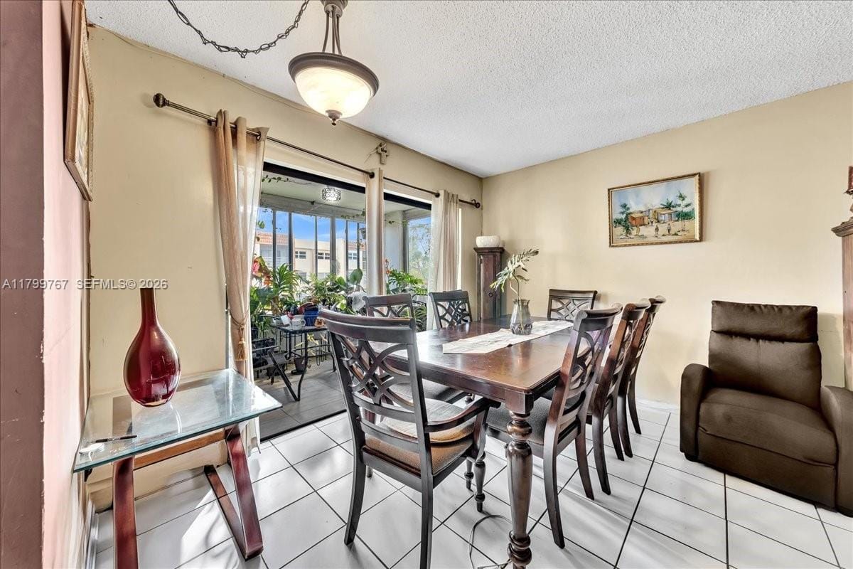 2451 NW 41st Avenue 304 — photo 10