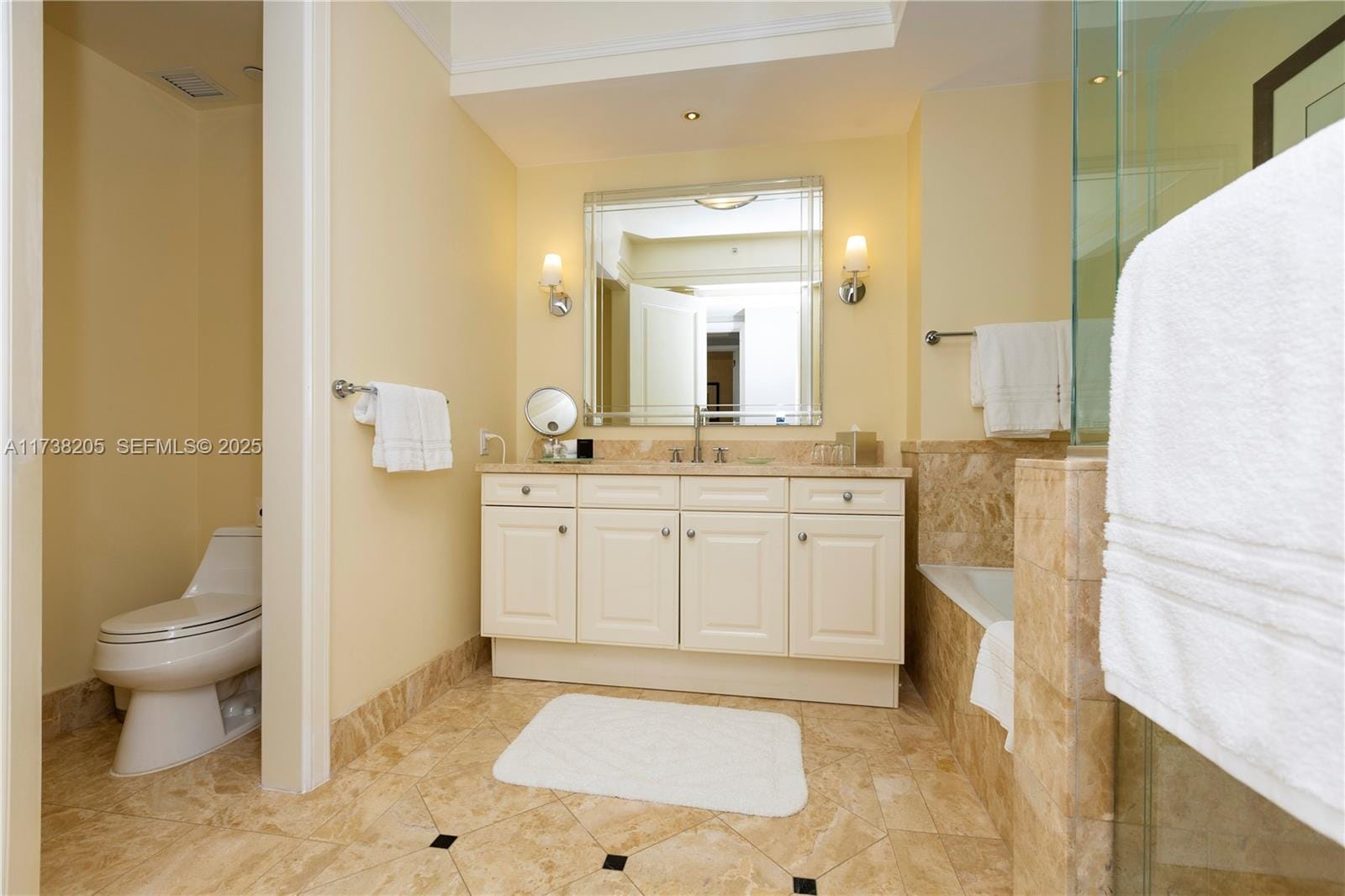 1435 Brickell Avenue 3010, Miami, FL 33131 photo 15