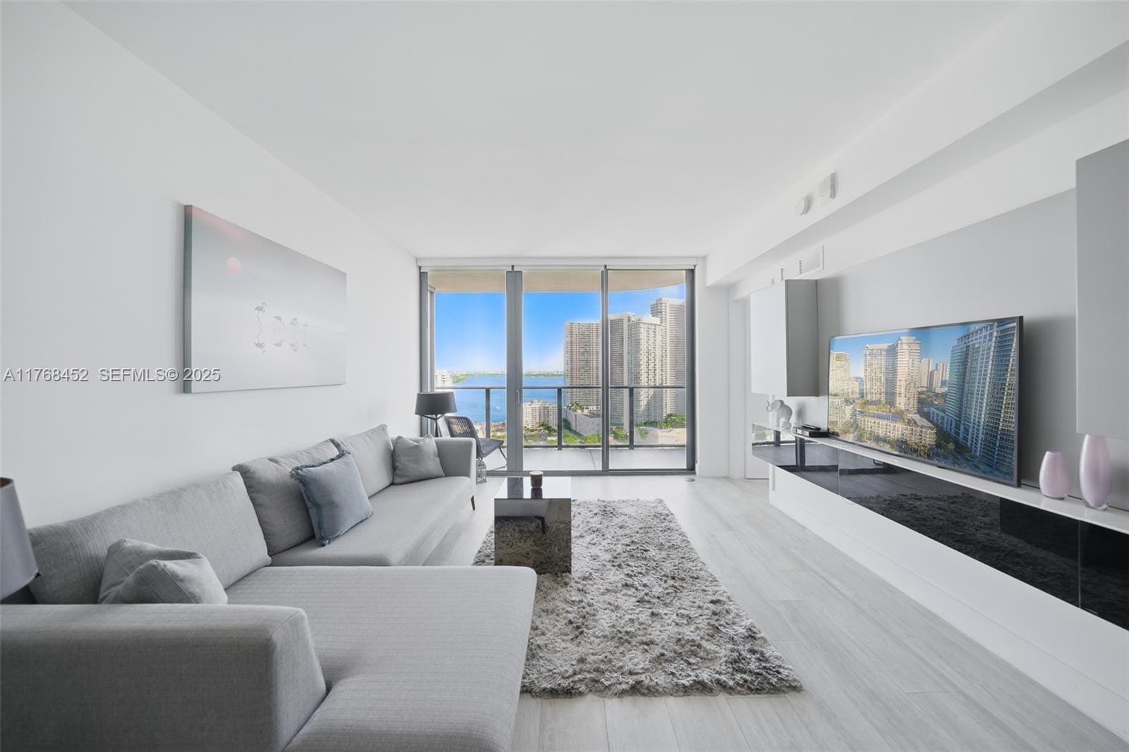 121 NE 34th Street 2805, Miami, FL 33137 photo 8