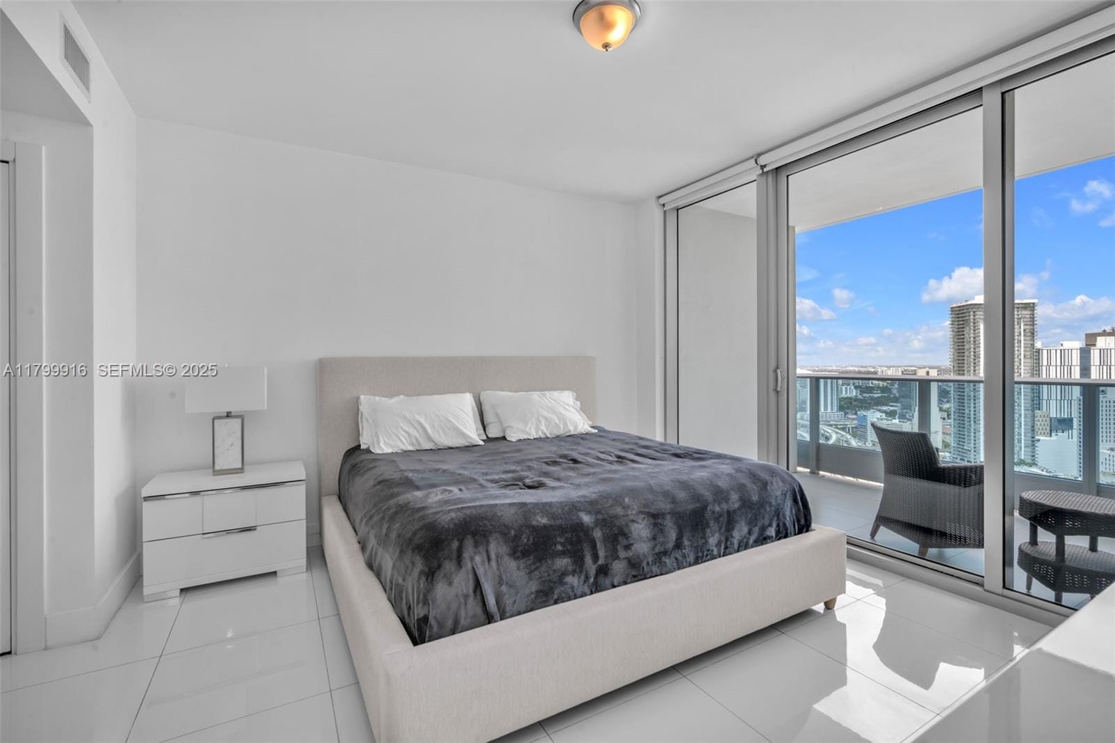 200 Biscayne Boulevard Way 4012 — photo 7