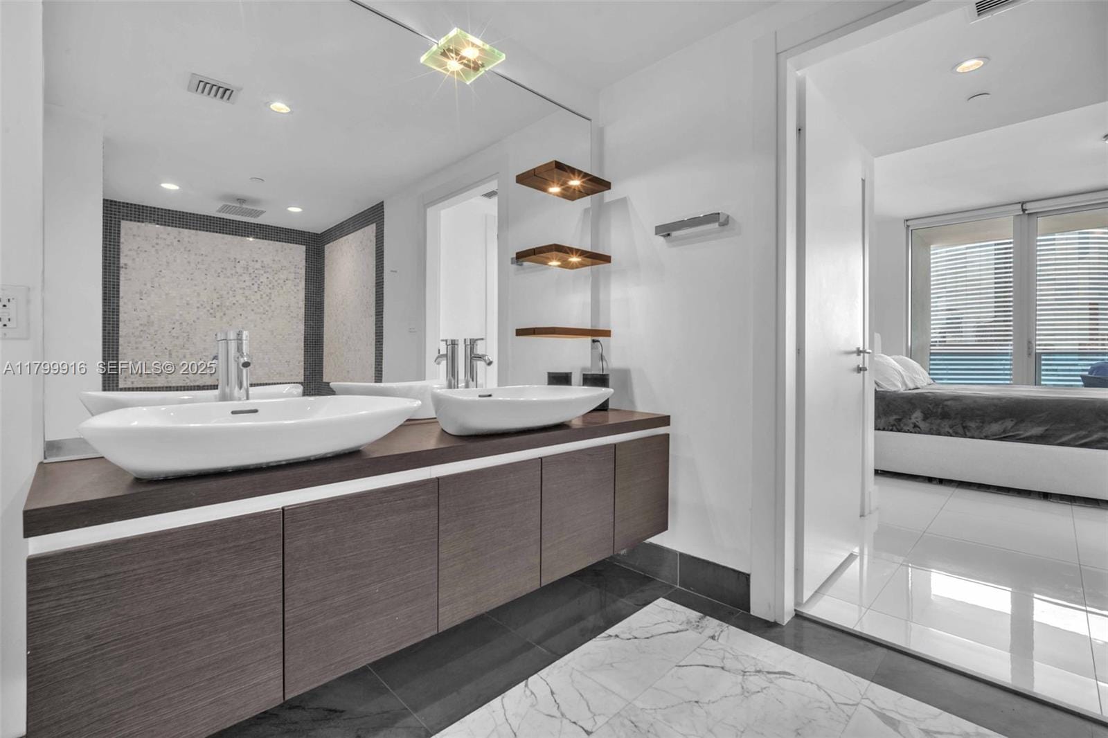 200 Biscayne Boulevard Way 4012 — photo 10