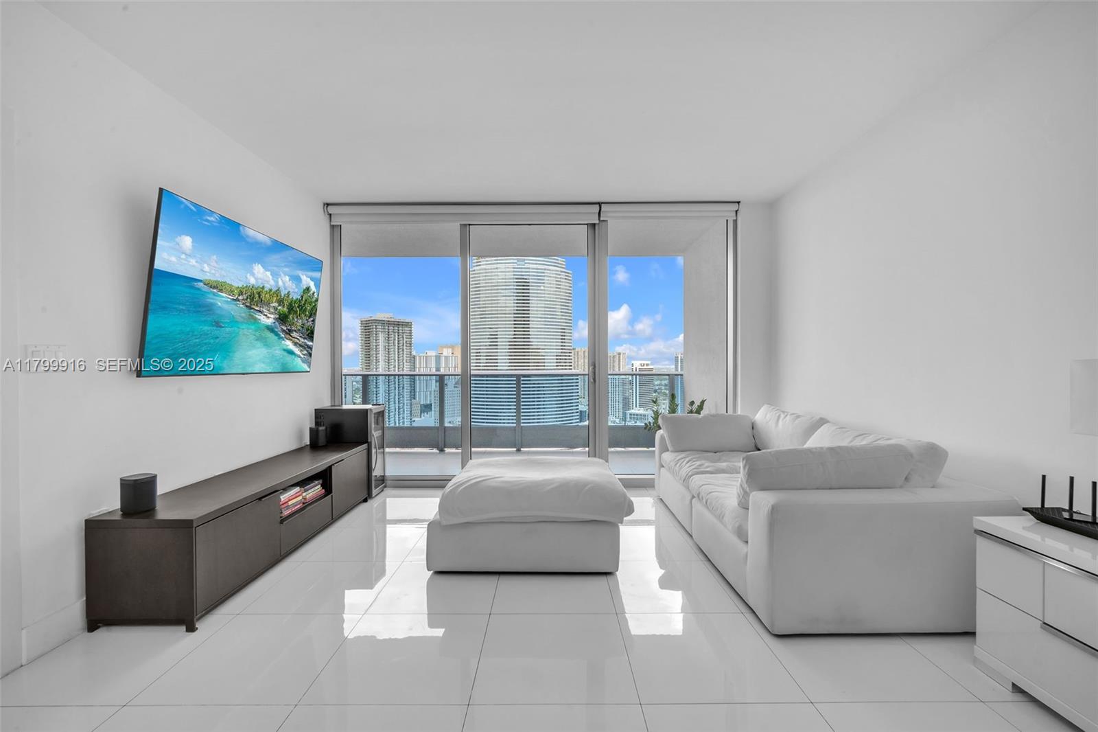 200 Biscayne Boulevard Way 4012, Miami, FL 33131, Miami