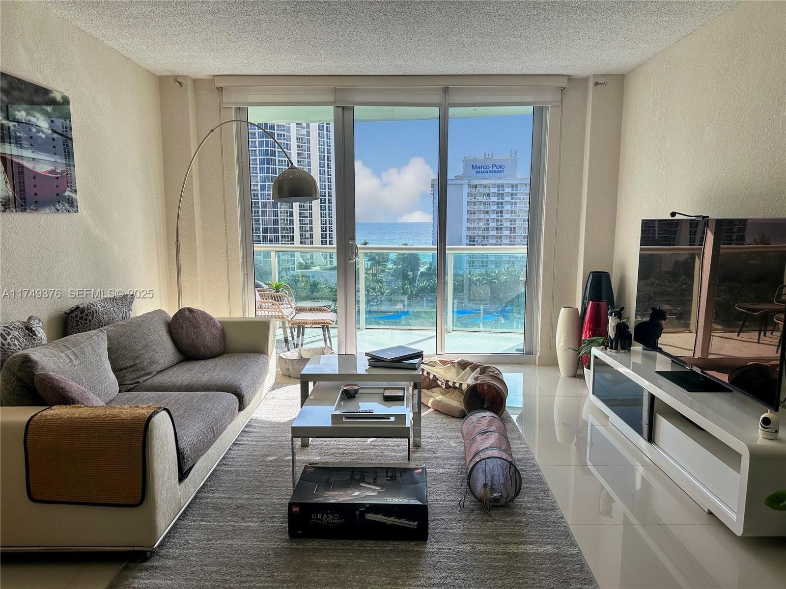 19370 Collins Avenue 905, Sunny Isles Beach, FL 33160 photo 2