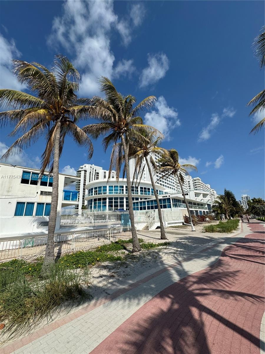 5445 Collins Avenue 1520, Miami Beach, FL 33140 photo 22