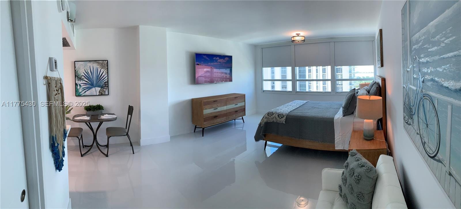 5445 Collins Avenue 1520 — photo 6
