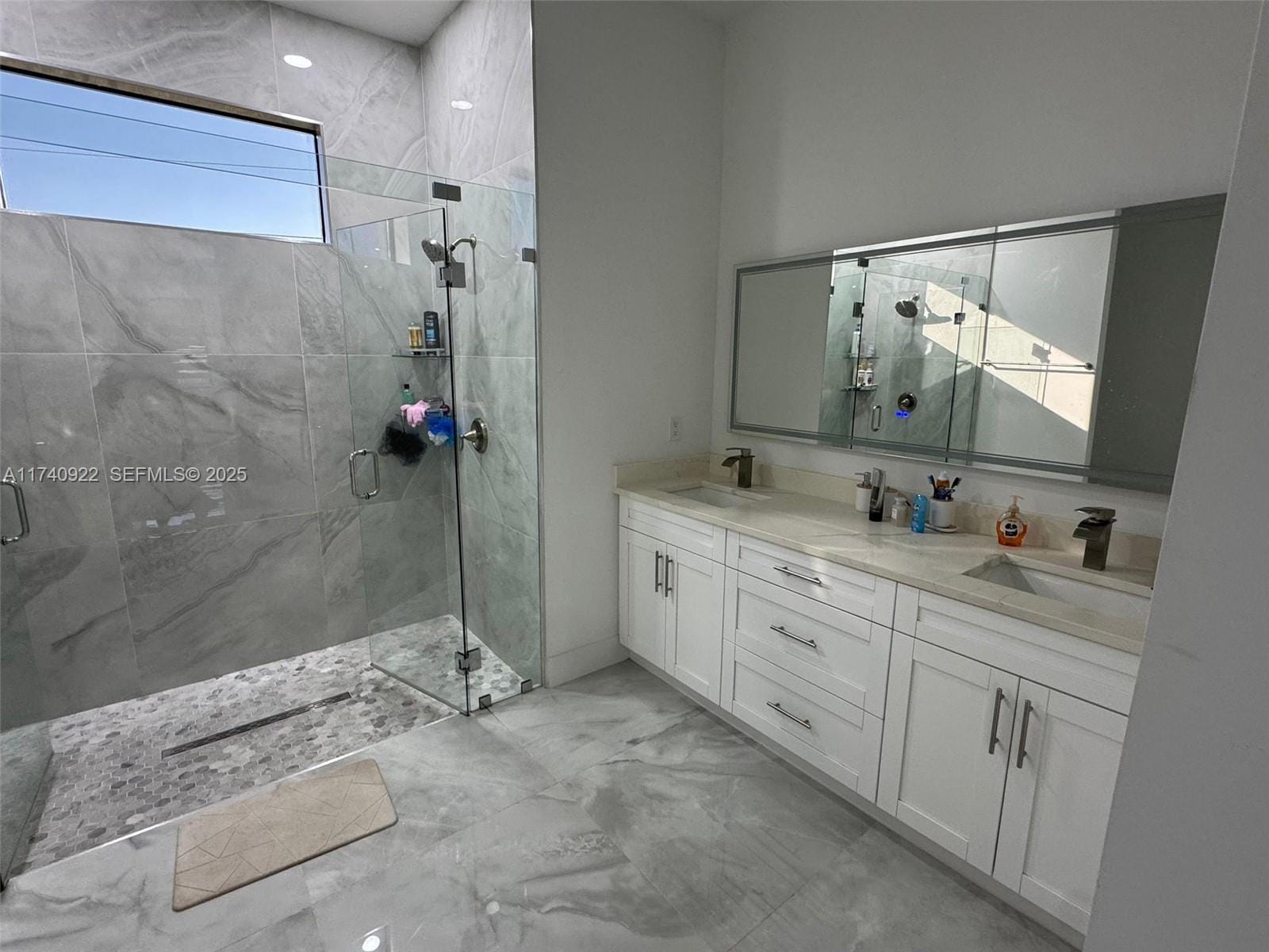512 NE Juanita Place — photo 11