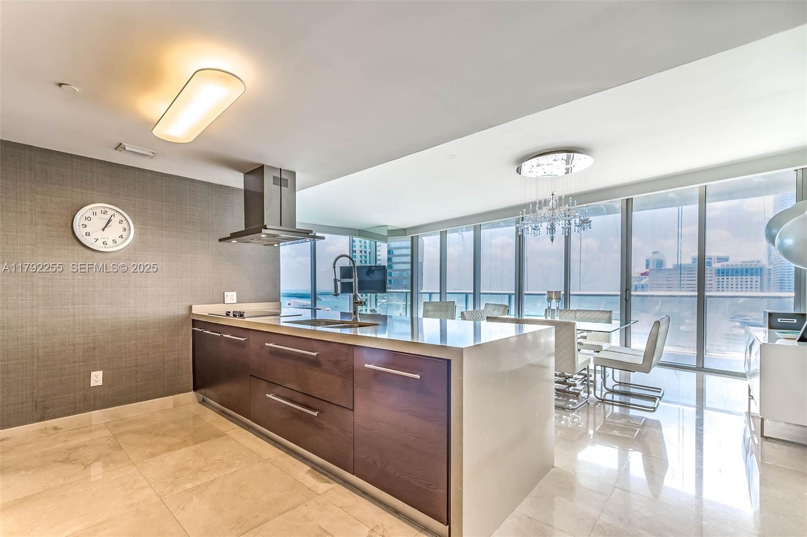 495 Brickell Avenue 2801 — photo 2