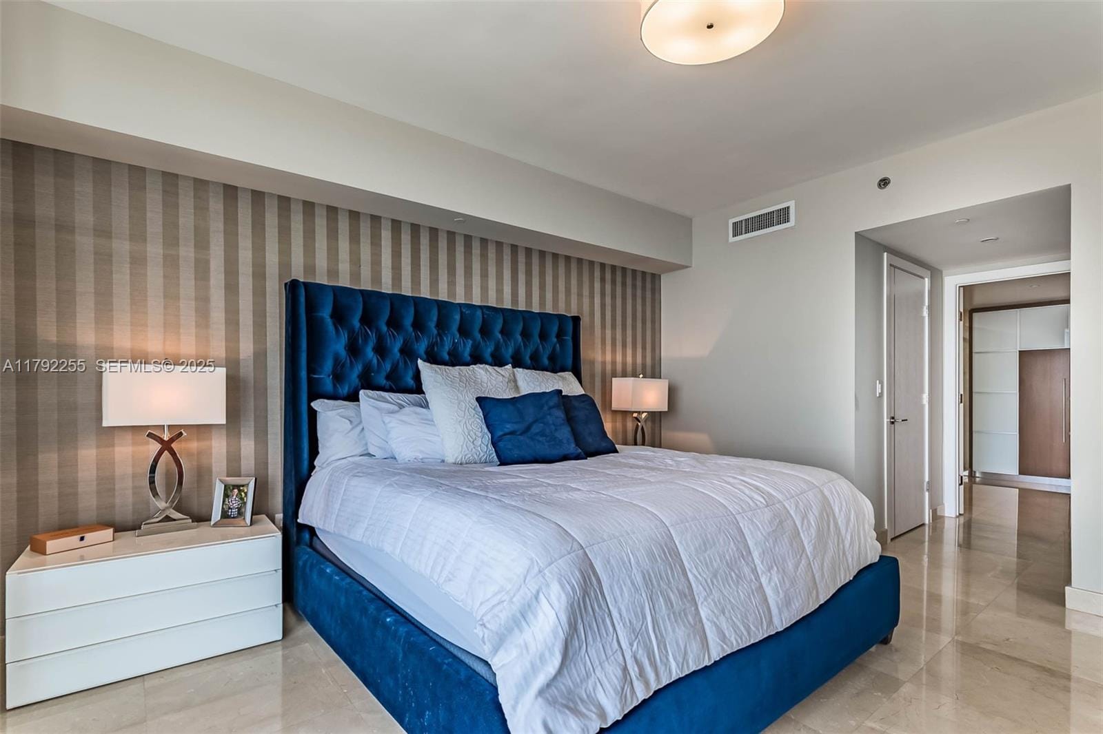 495 Brickell Avenue 2801 — photo 9