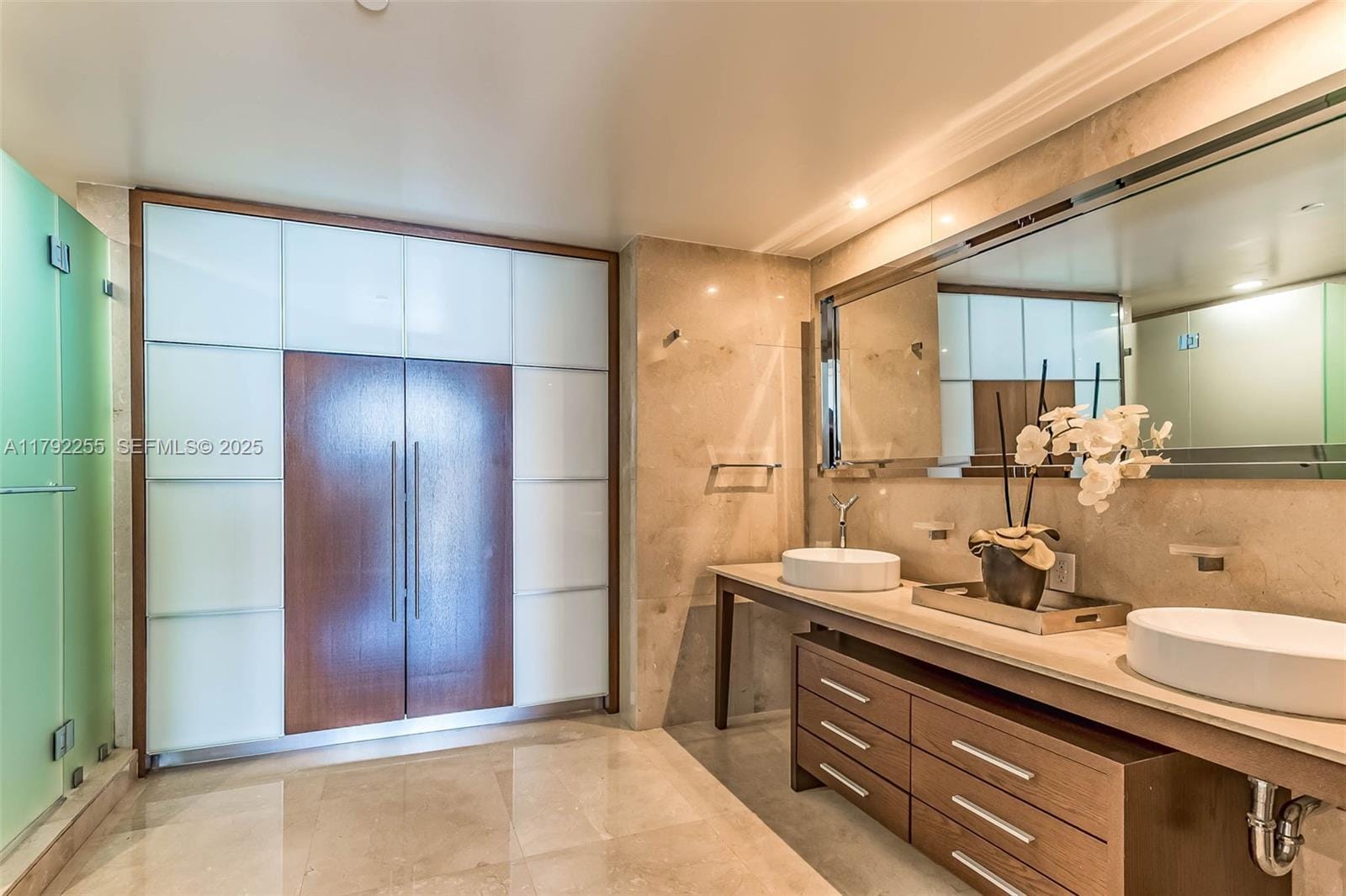 495 Brickell Avenue 2801 — photo 10