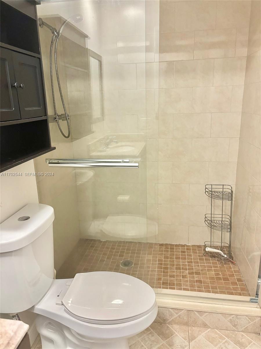 1445 Atlantic Shores Boulevard 102, Hallandale Beach, FL 33009 photo 18