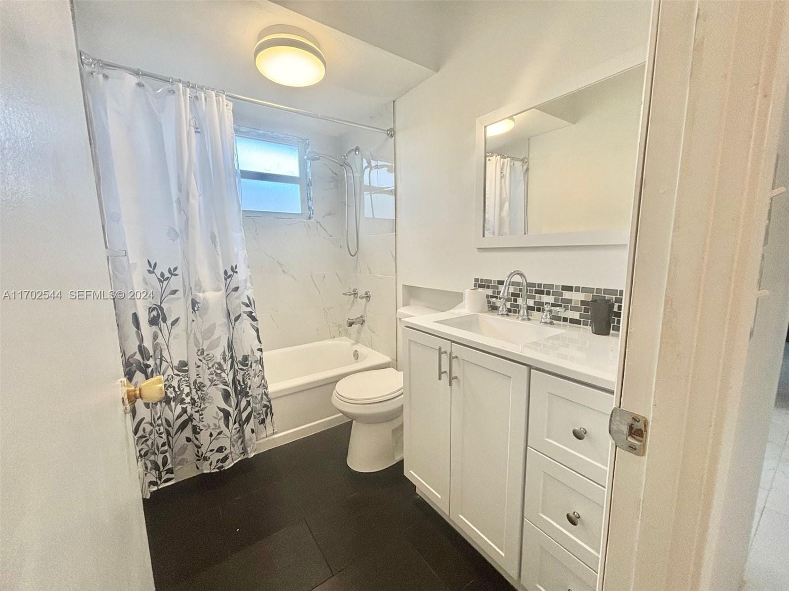 1445 Atlantic Shores Boulevard 102, Hallandale Beach, FL 33009 photo 22