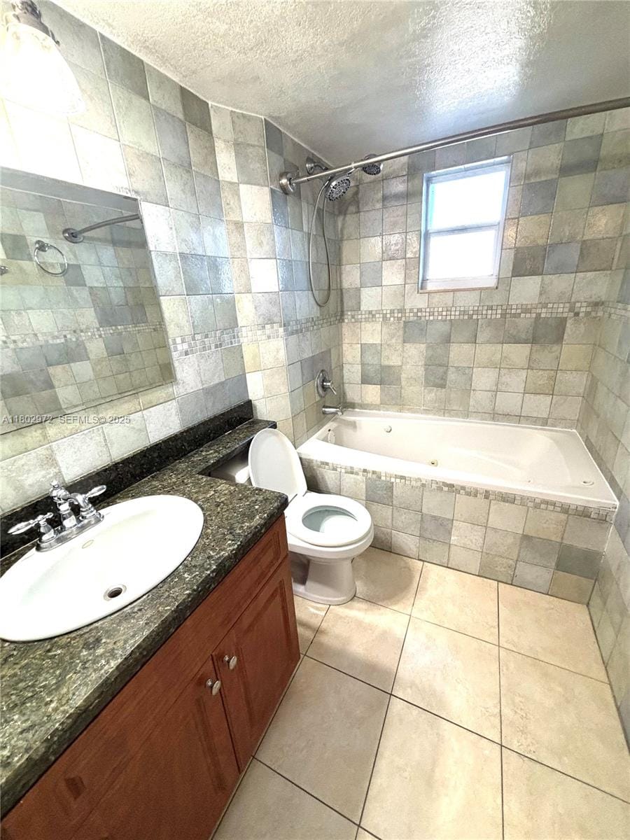 1335 W 68th Street 309, Hialeah, FL 33014 photo 13