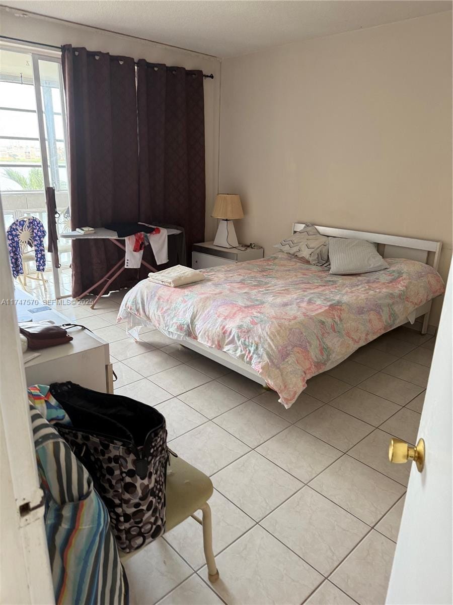 18555 NE 14th Avenue 618 — photo 9