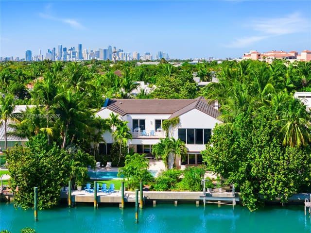 180 Cape Florida Drive, Key Biscayne, FL 33149
