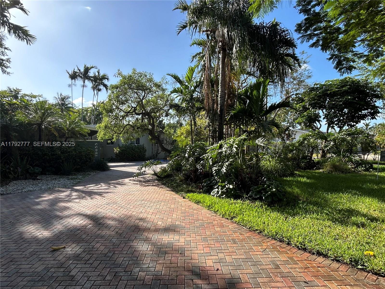 18655 NE 21st Avenue, Miami, FL 33179