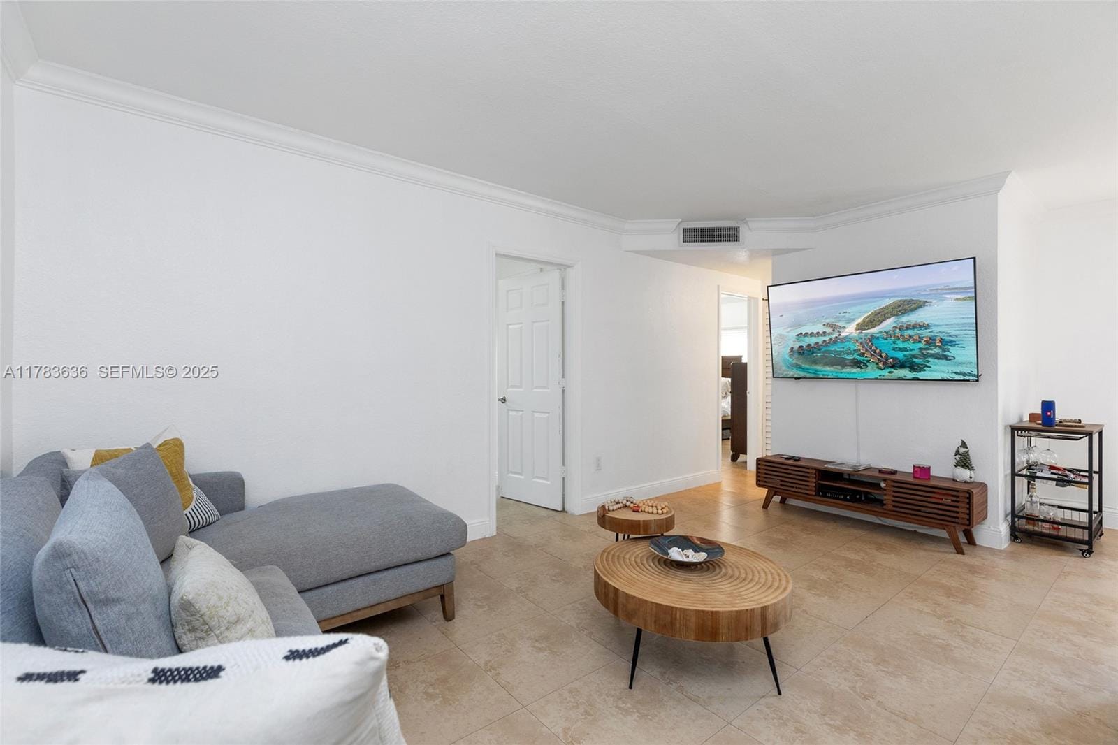 81 Edgewater Drive 203, Coral Gables, FL 33133 photo 2