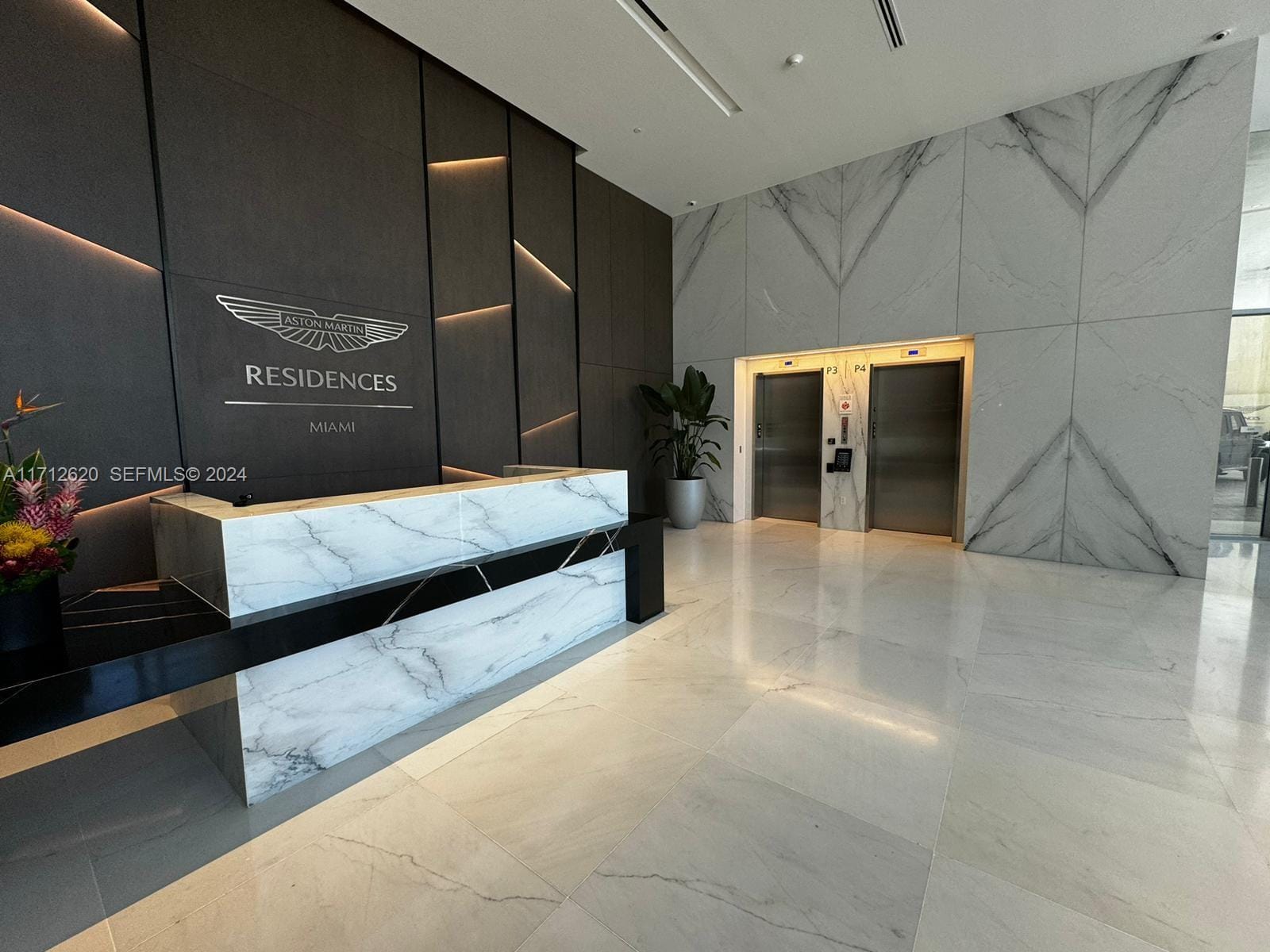 300 Biscayne Boulevard Way 1806 — photo 2