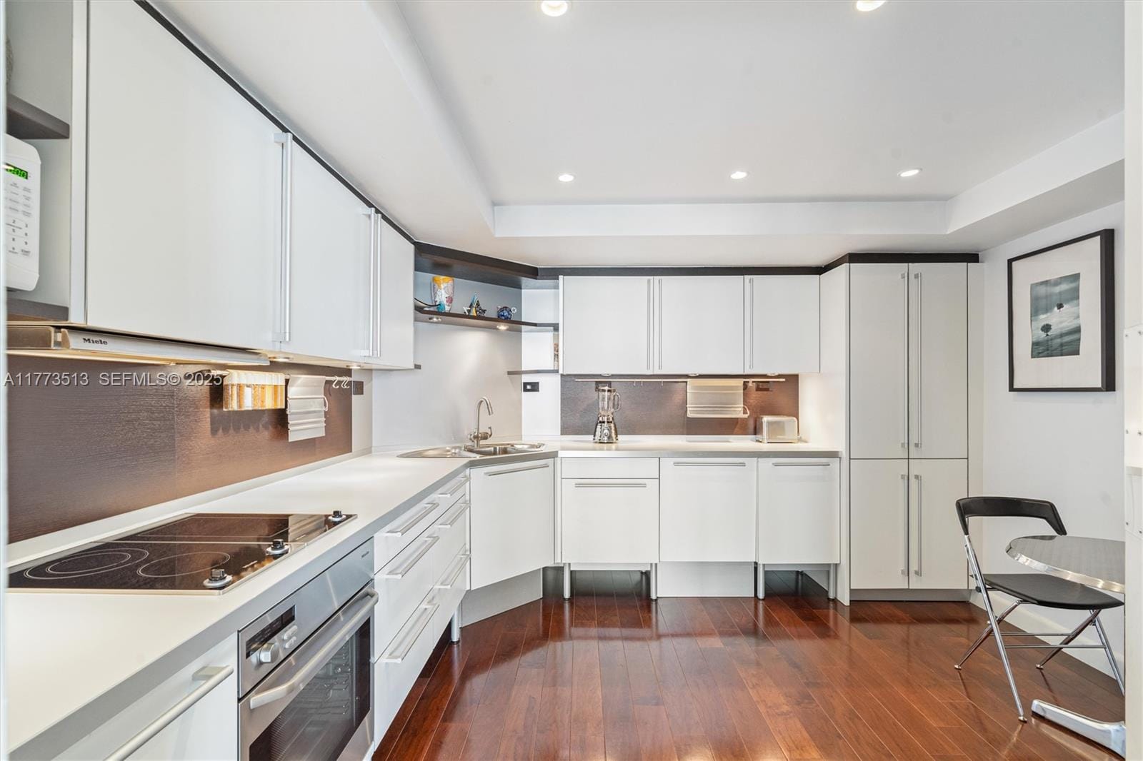 2100 S Ocean Lane 805 — photo 9