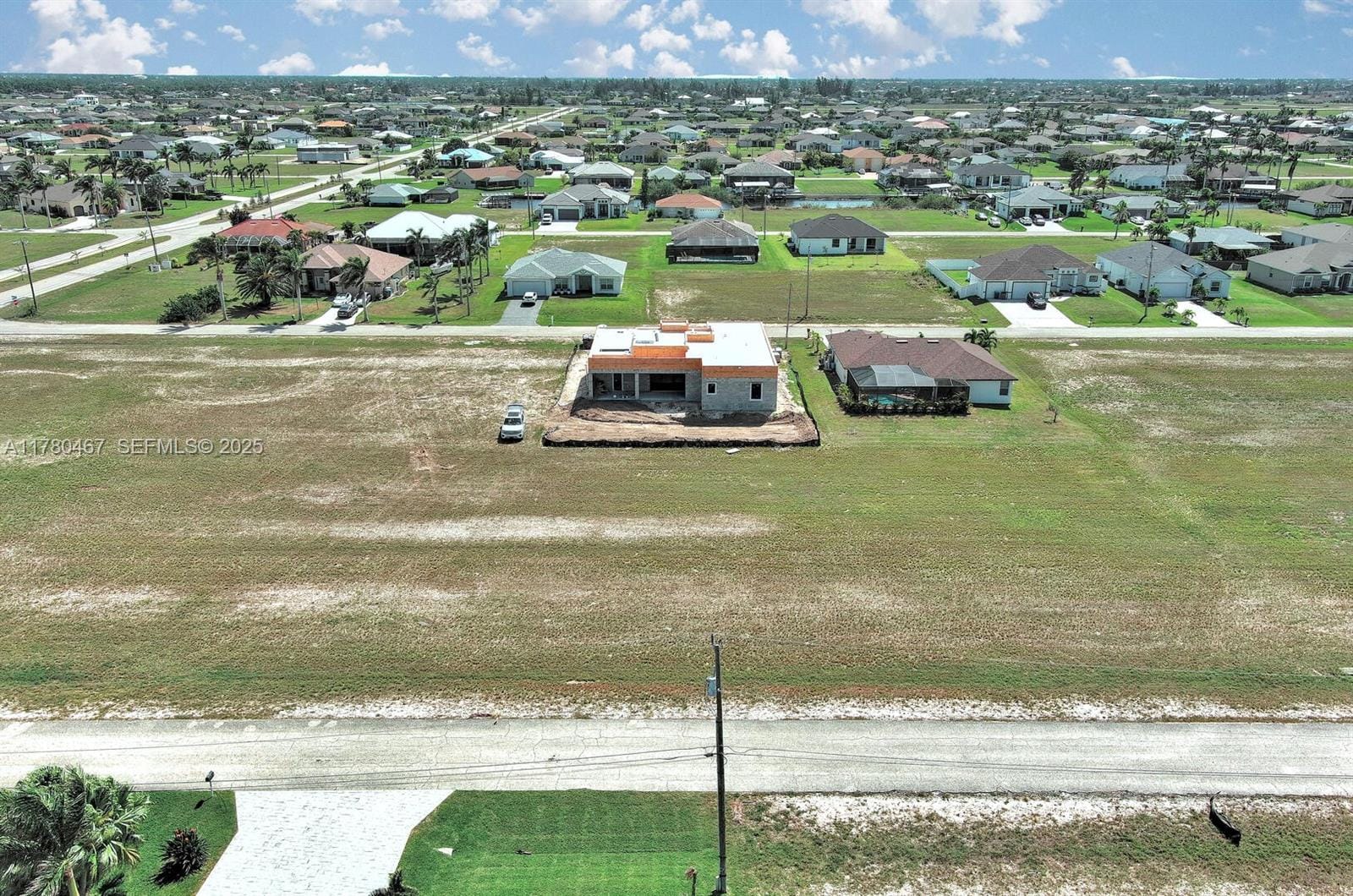 1037 NW 37th Place, Cape Coral, FL 33993 photo 14