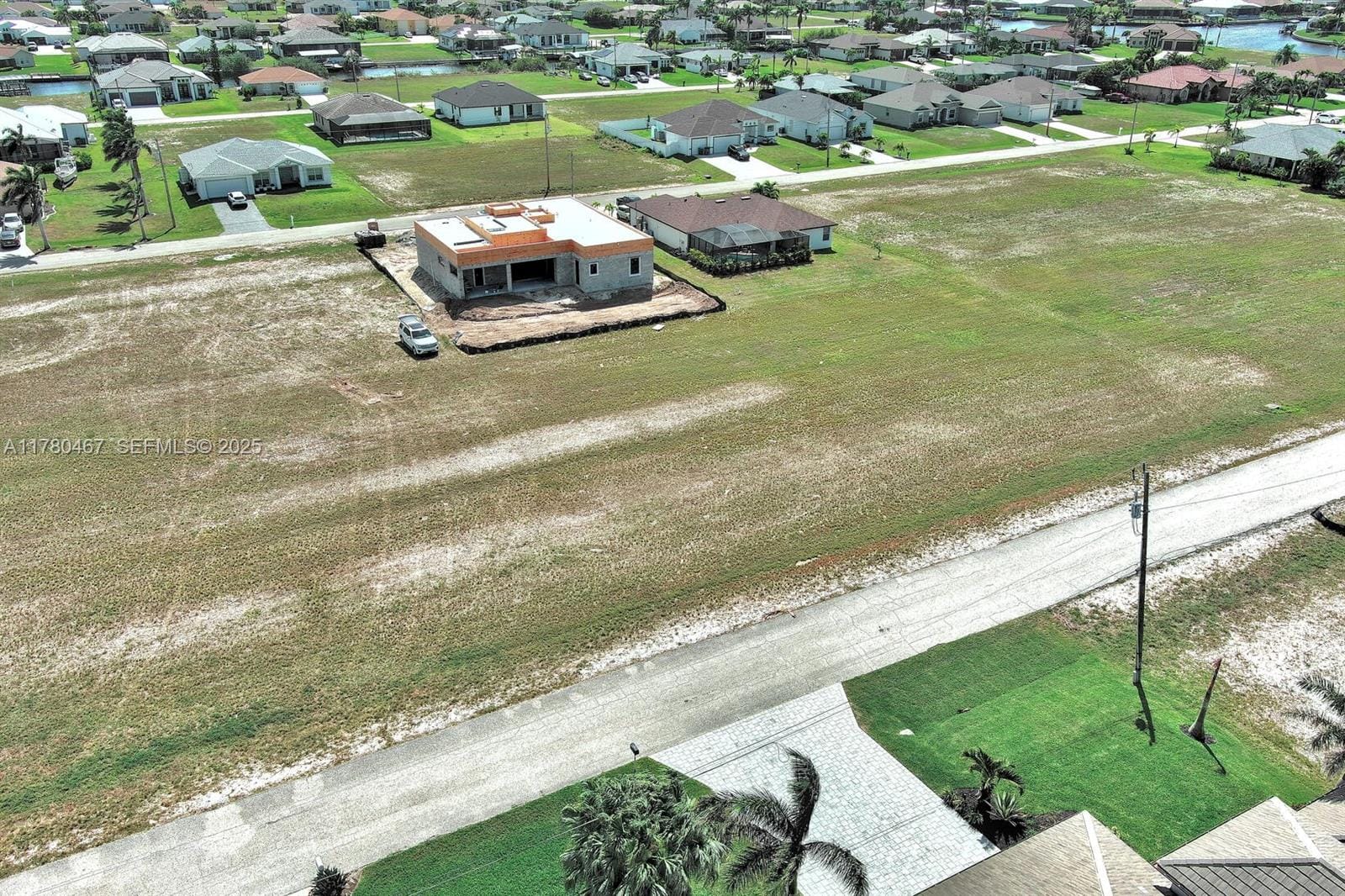 1037 NW 37th Place, Cape Coral, FL 33993 photo 16