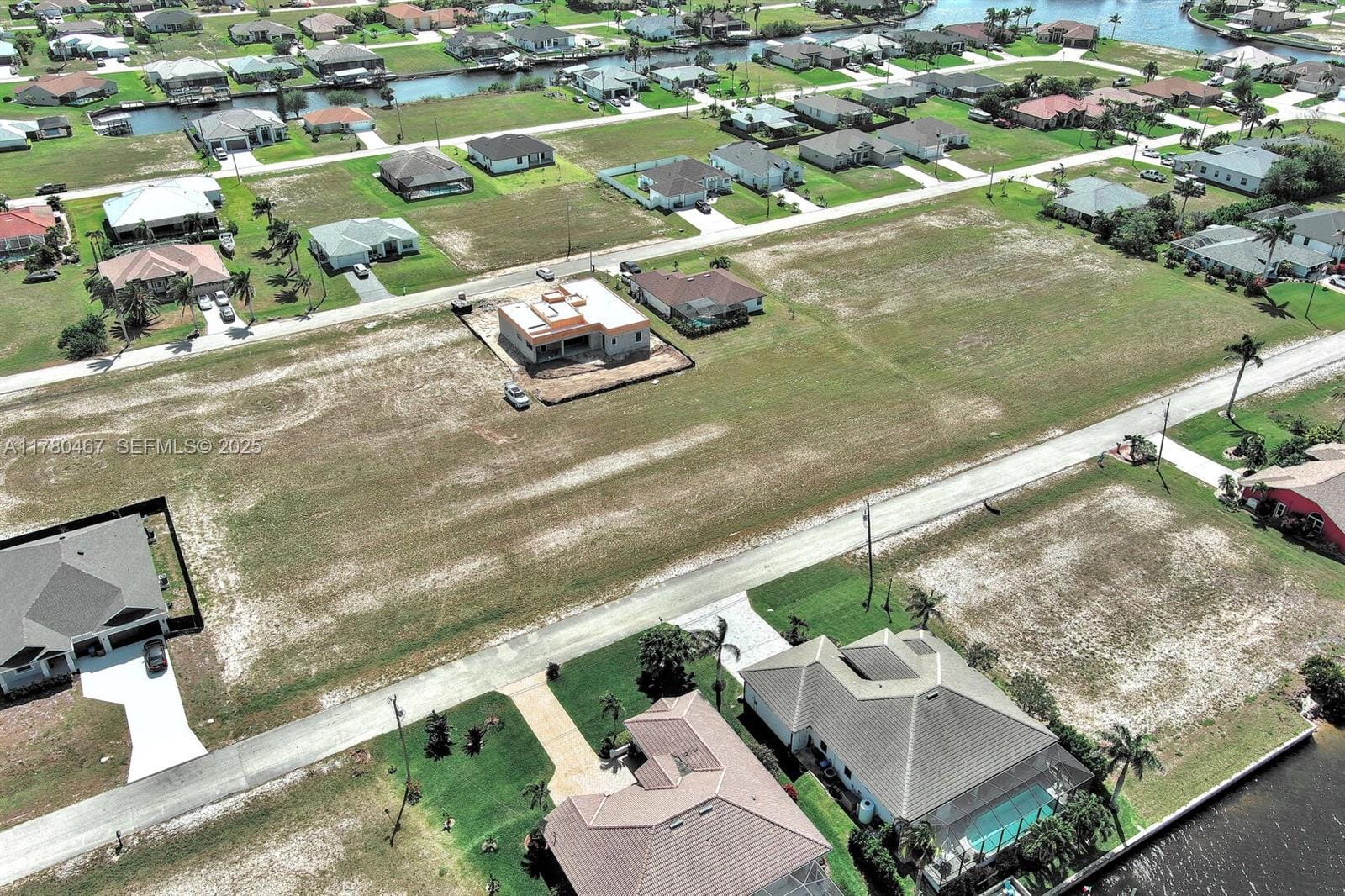 1037 NW 37th Place, Cape Coral, FL 33993 photo 18
