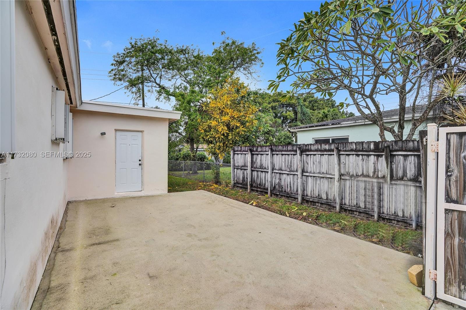 17400 NE 11th Court — photo 5