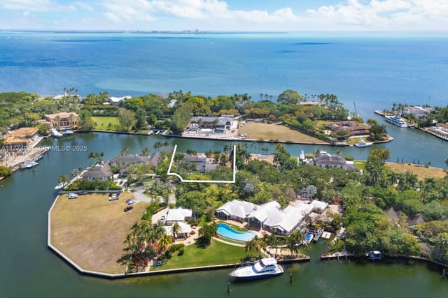 30 Leucadendra Drive, Coral Gables, FL 33156