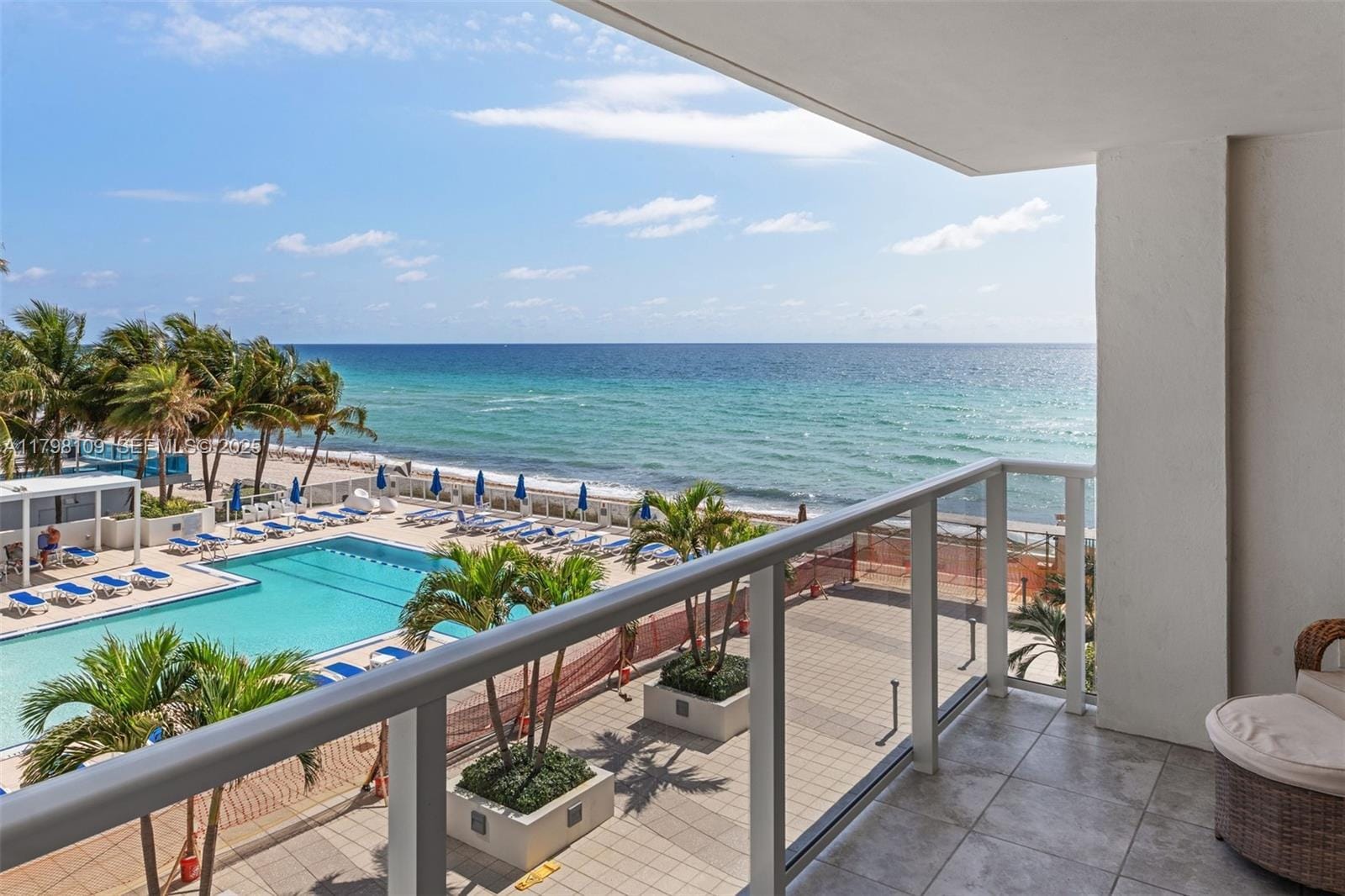2751 S Ocean Drive 403S, Hollywood, FL 33019 photo 2