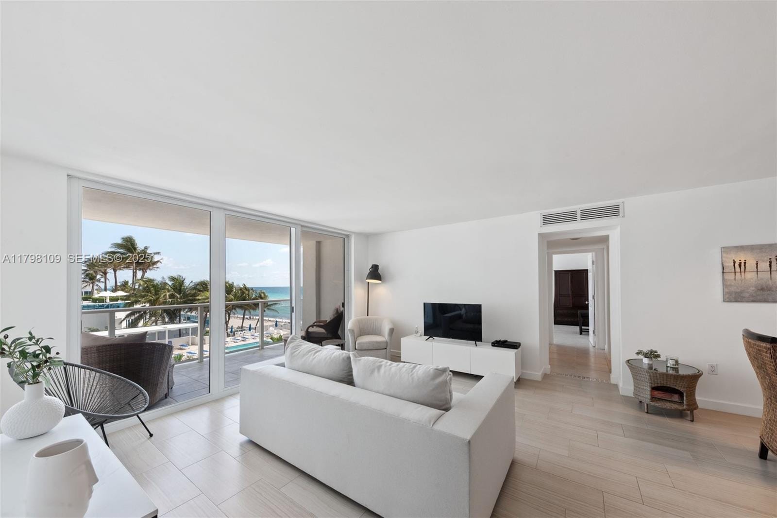 2751 S Ocean Drive 403S, Hollywood, FL 33019 photo 14
