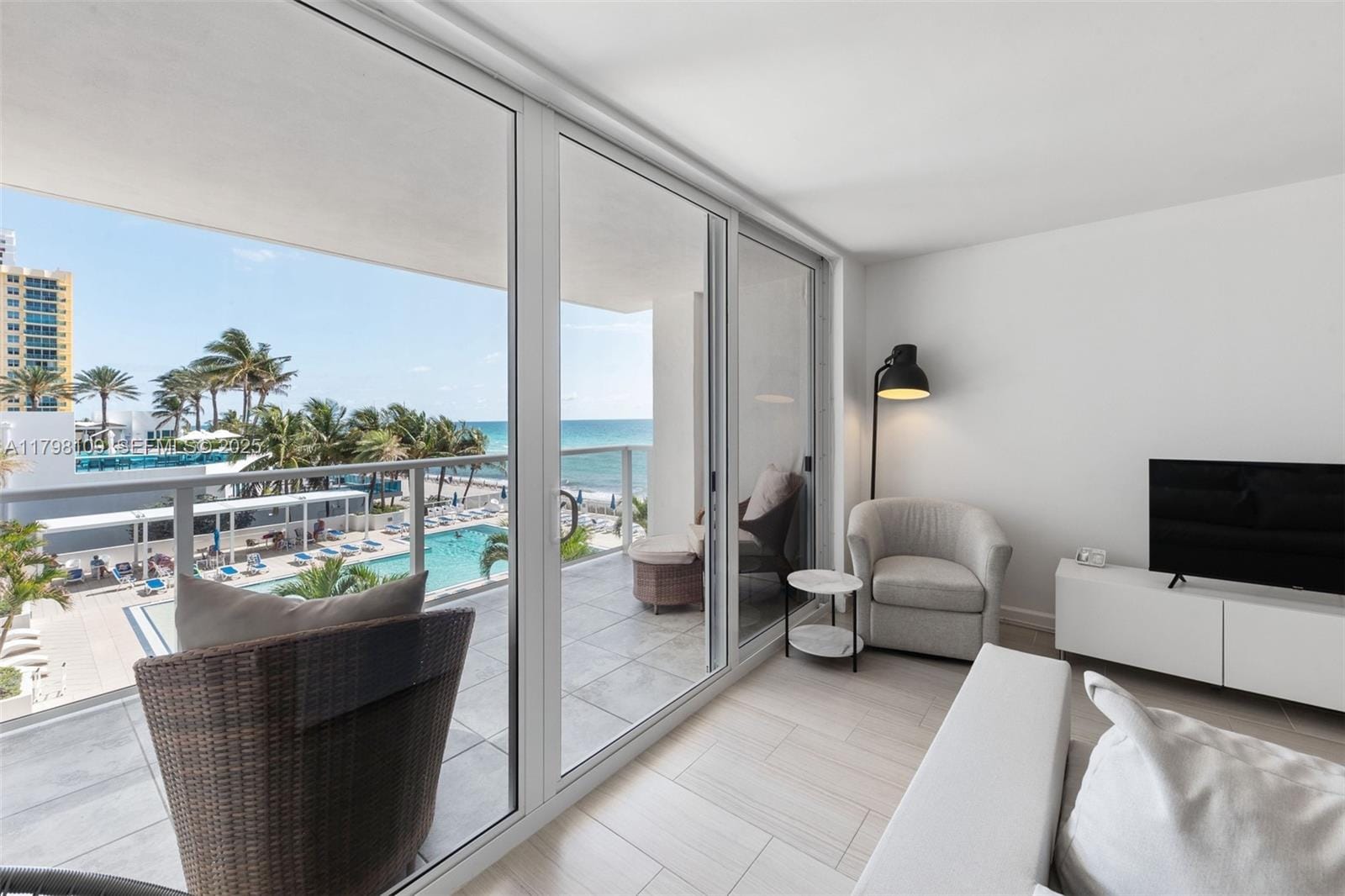 2751 S Ocean Drive 403S, Hollywood, FL 33019 photo 8