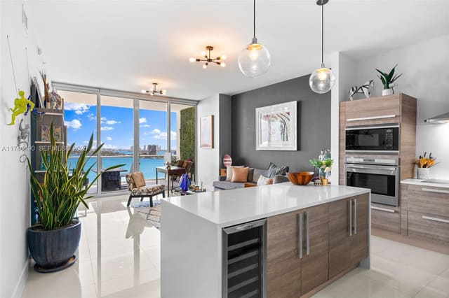 2020 N Bayshore Drive 1708, sold in Paramount Bay Condo, Miami, FL
