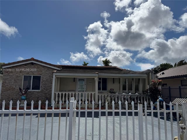 4752 SW 1st Street, sold in Tierra Alta, Miami, FL