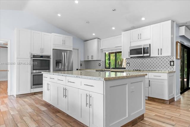 21784 Little Bear Lane, sold in Cimarron Sec One, Boca Raton, FL