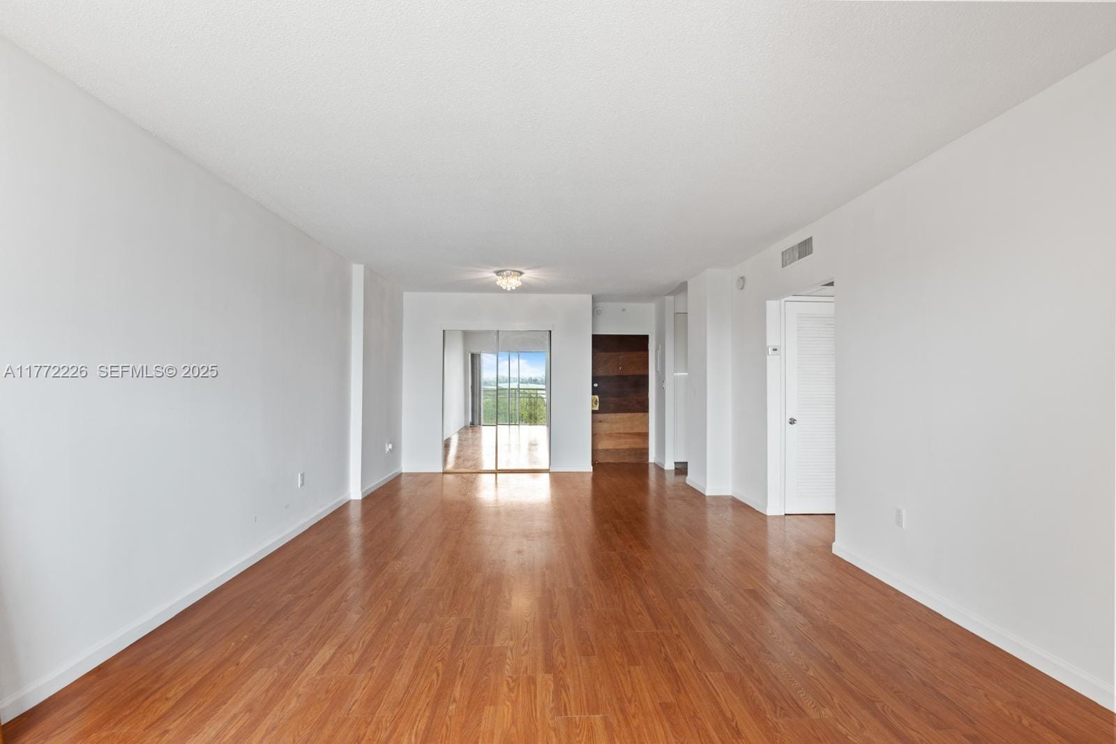 400 Kings Point Drive 1607, Sunny Isles Beach, FL 33160 photo 17