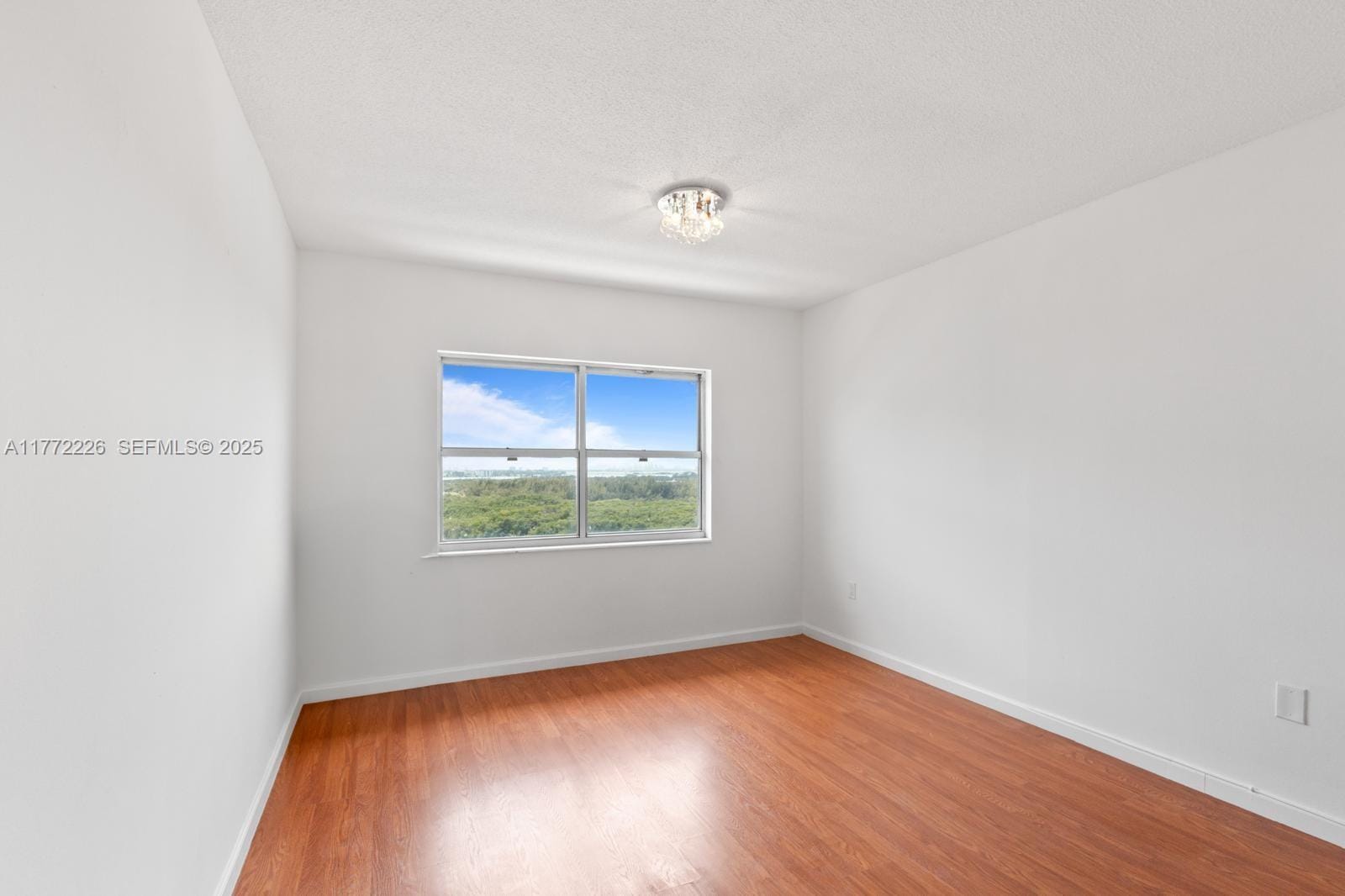 400 Kings Point Drive 1607, Sunny Isles Beach, FL 33160 photo 25