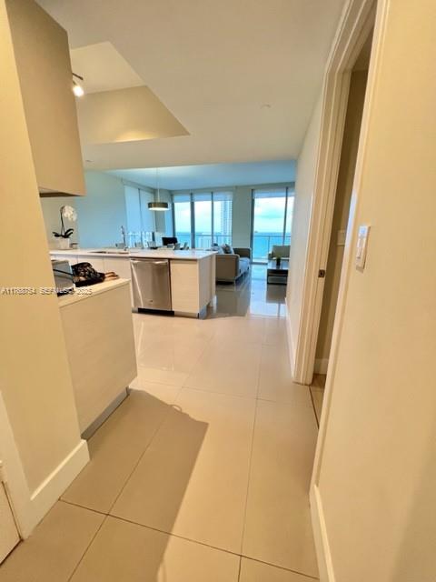 2600 E Hallandale Beach Boulevard T3102 — photo 4
