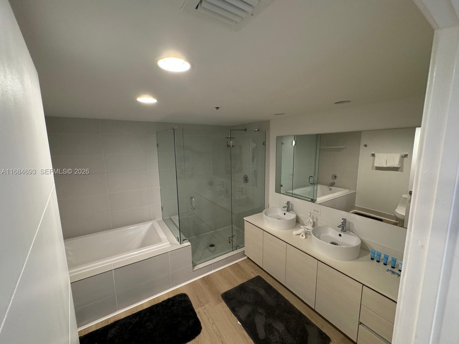2600 E Hallandale Beach Boulevard T2701 — photo 8