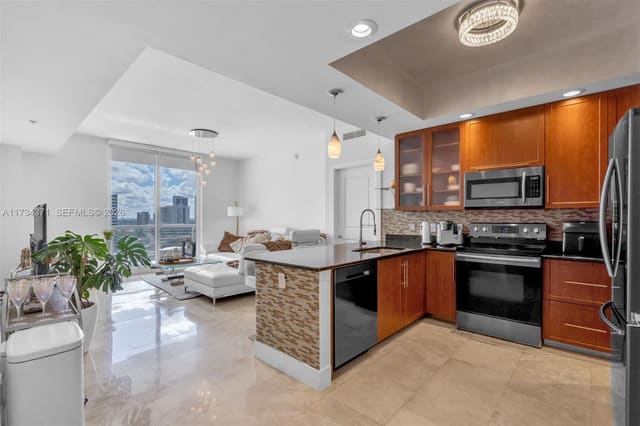 315 NE 3rd Avenue 1804, sold in Strada 315, Fort Lauderdale, FL