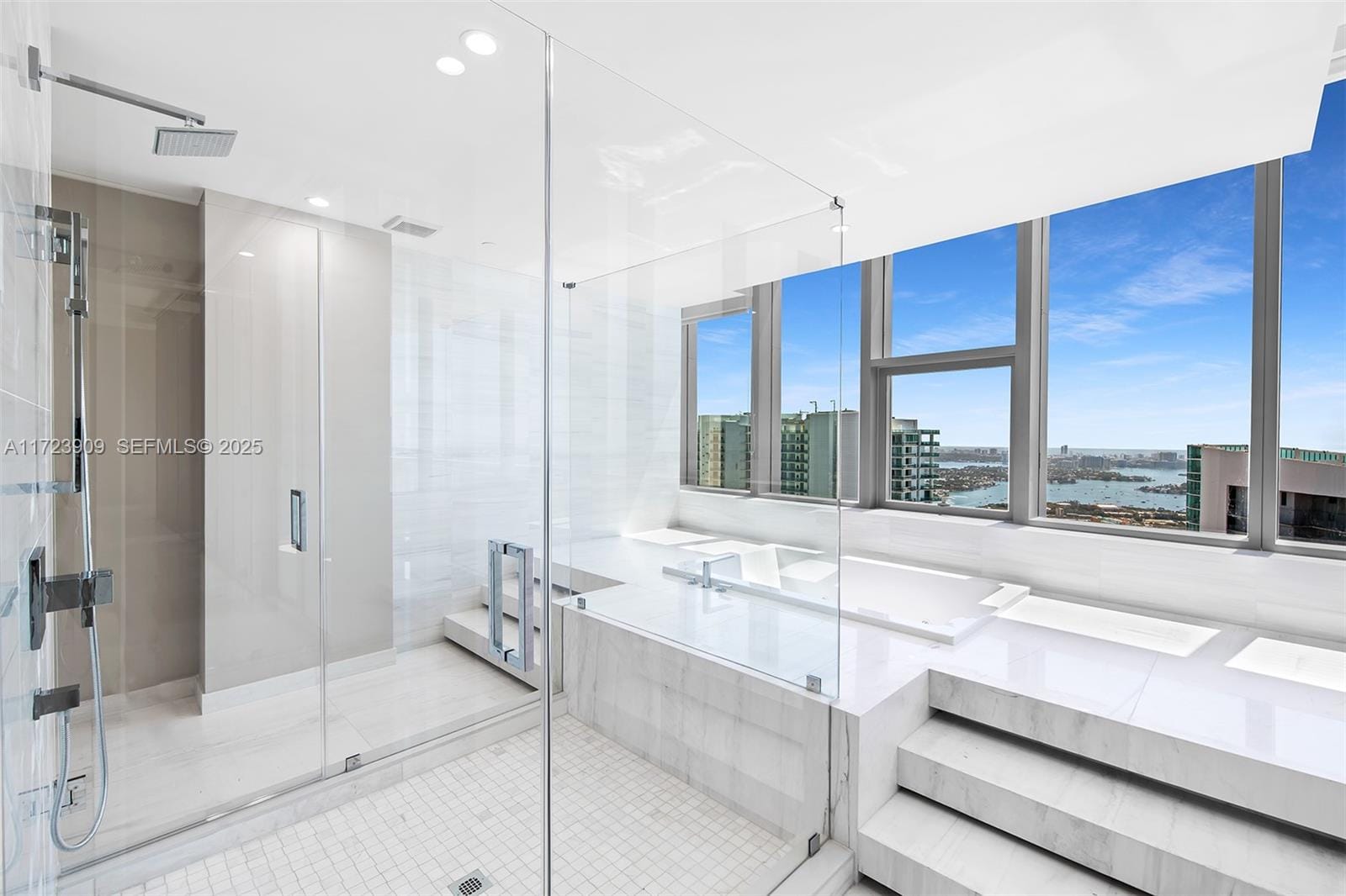 851 NE 1st Avenue PH 5411, Miami, FL 33132 photo 16